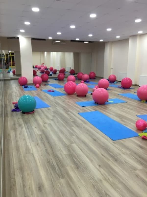 Deniz Spor Kulübü - Cimnastik - 1. Fotoğraf Deniz Spor Kulübü - Cimnastik - 1. Fotoğraf