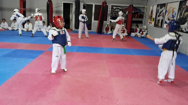 İkra Spor Kulübü - Cimnastik - 18. Fotoğraf İkra Spor Kulübü - Cimnastik - 18. Fotoğraf