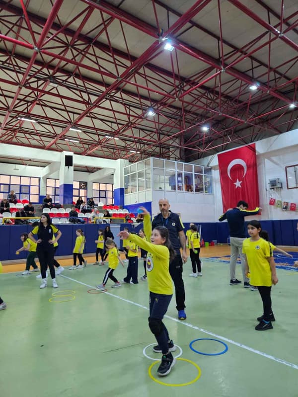 Fenerbahçe Spor Okulları - Etimesgut - 27. Fotoğraf Fenerbahçe Spor Okulları - Etimesgut - 27. Fotoğraf